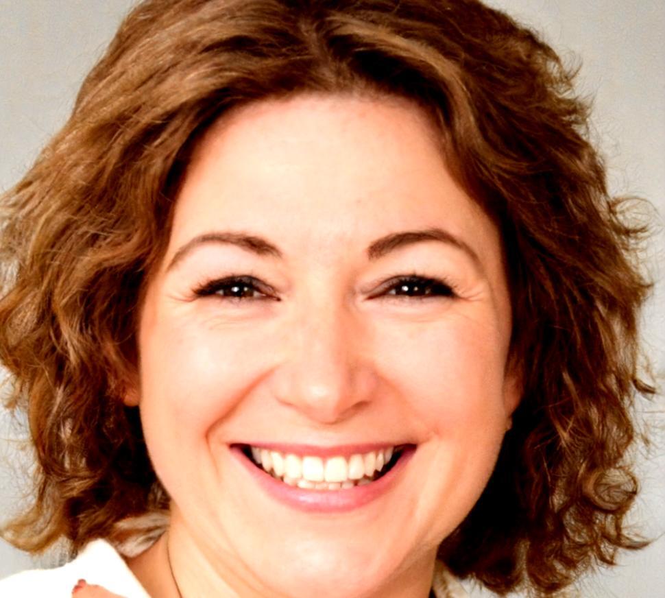 María González, estudiante exitosa de finanzas